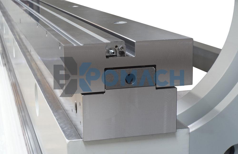 Press Brake CNC Crowning System