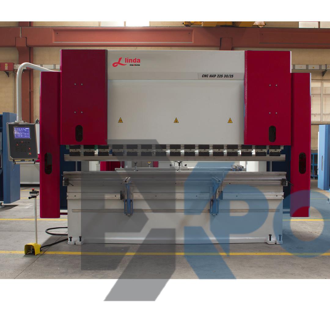 CNC 3100 x 225 Ton Hydraulic Press Brake - Press Brake