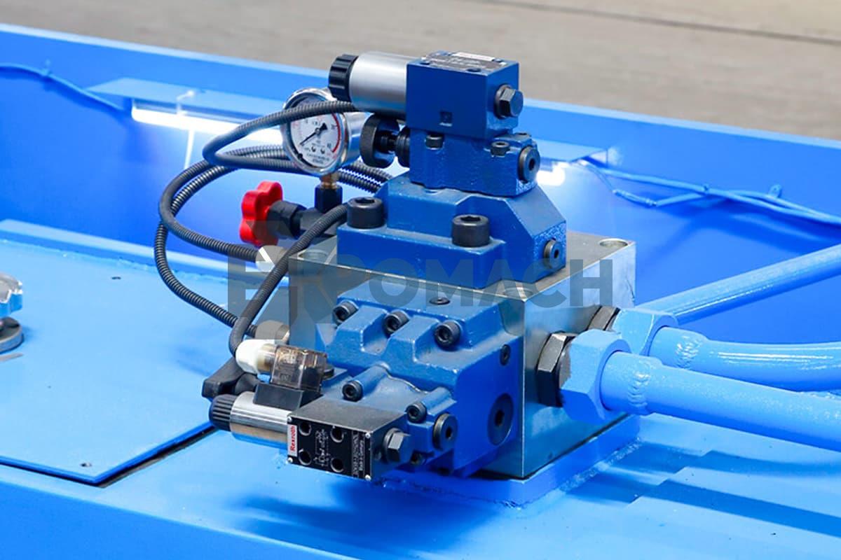 Hydraulic Shear Hydraulic System