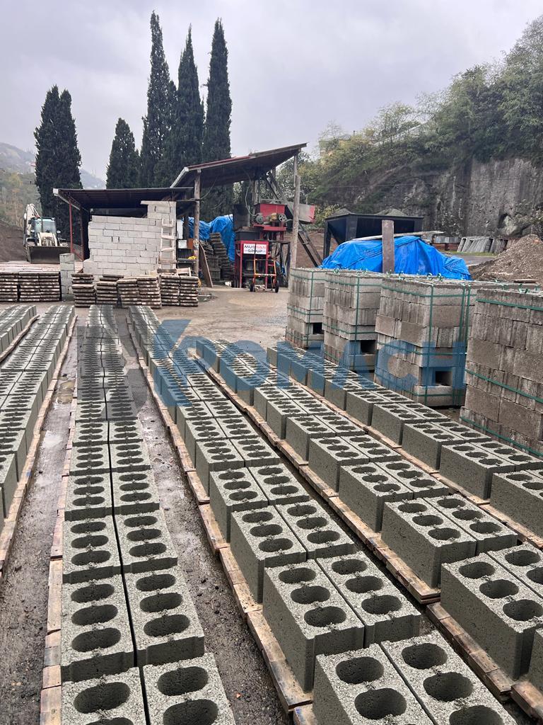 MUSSAN MG 4.1 HOLLOW BLOCK, PAVE, KERBSTONE MACHINE