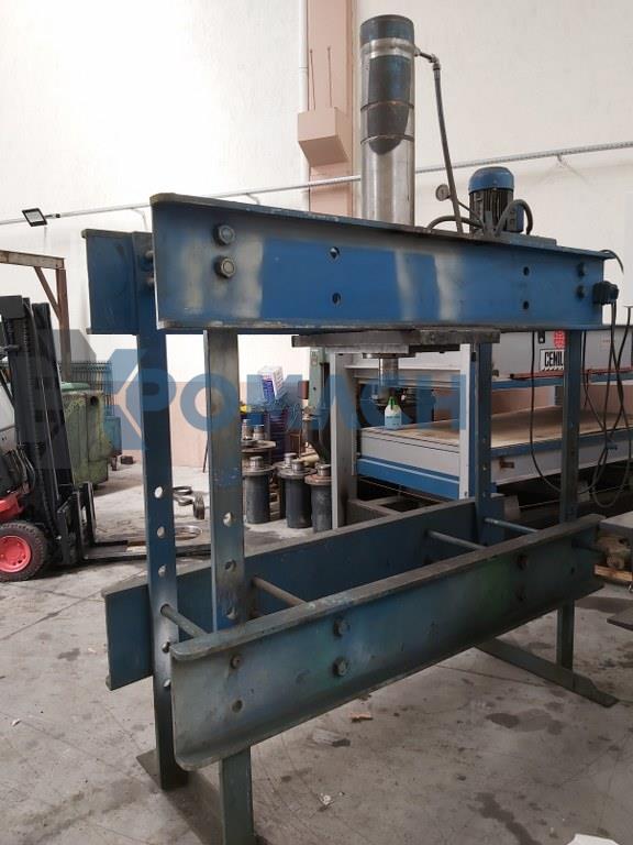 100 Tons Large 1700 x 470 Column Hydraulic Press