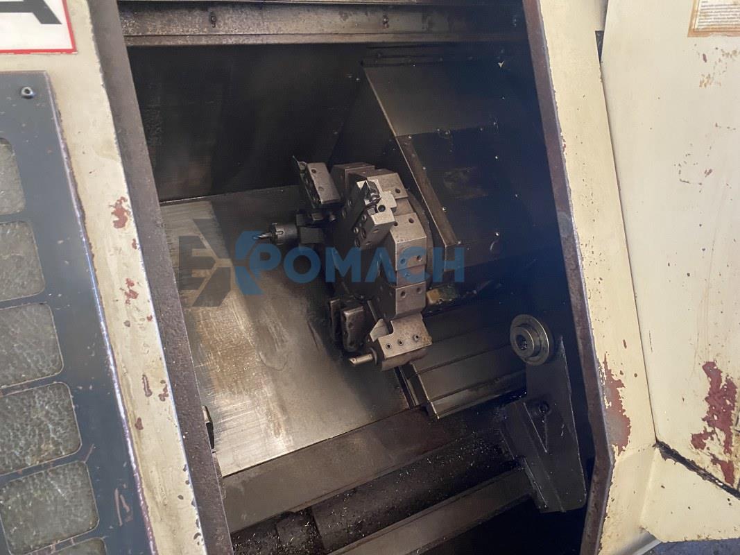 YANG ML 15-A 6 İNÇ 1999 Model Kapalı Kart CNC Torna