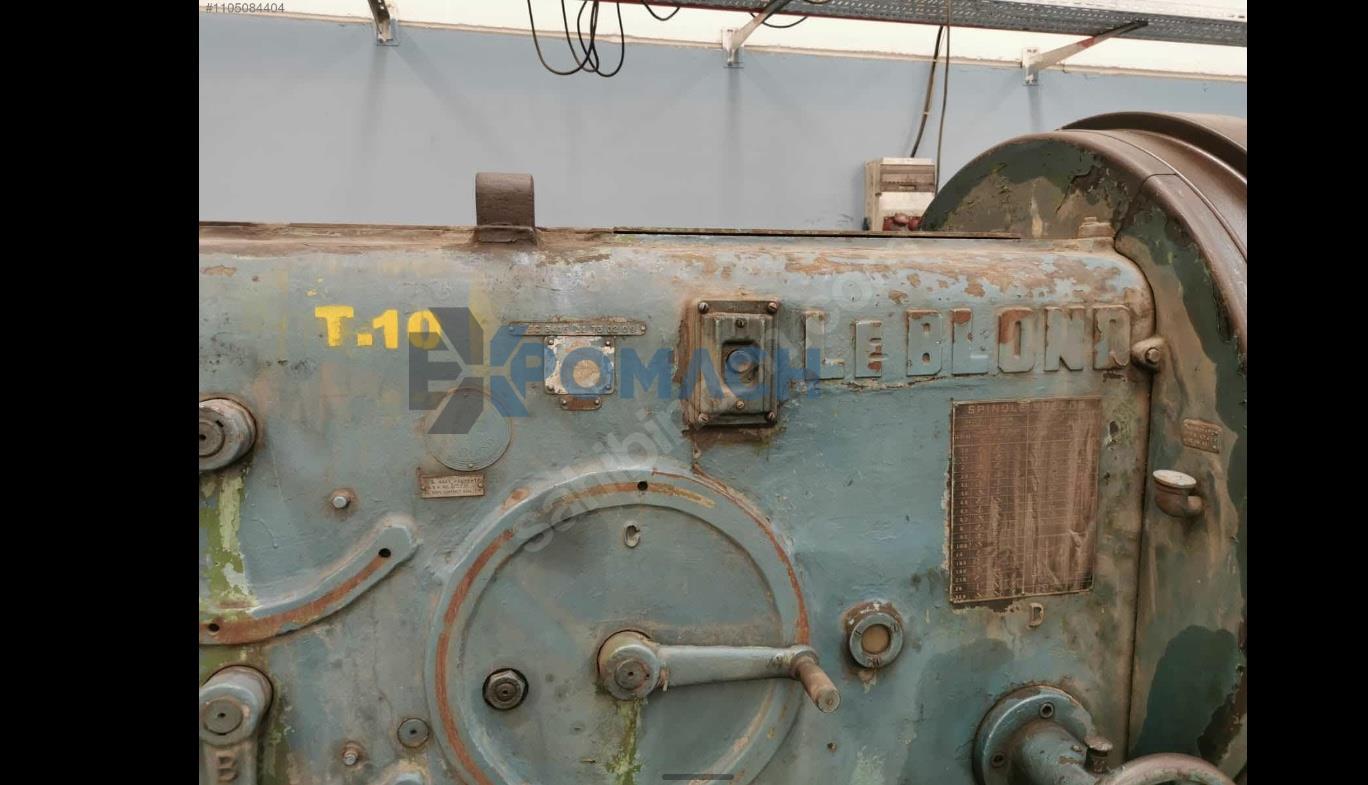 12M - 1400 diameter lathe machine (American)