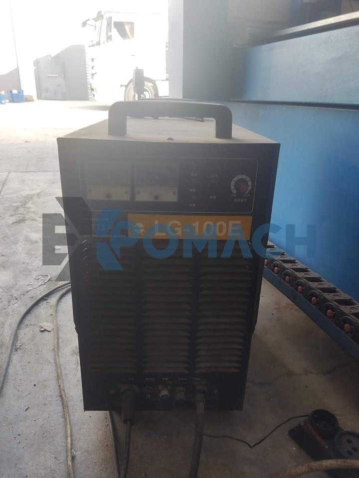 1500 x 3000 x 100 Amp Plasma Cutting Machine