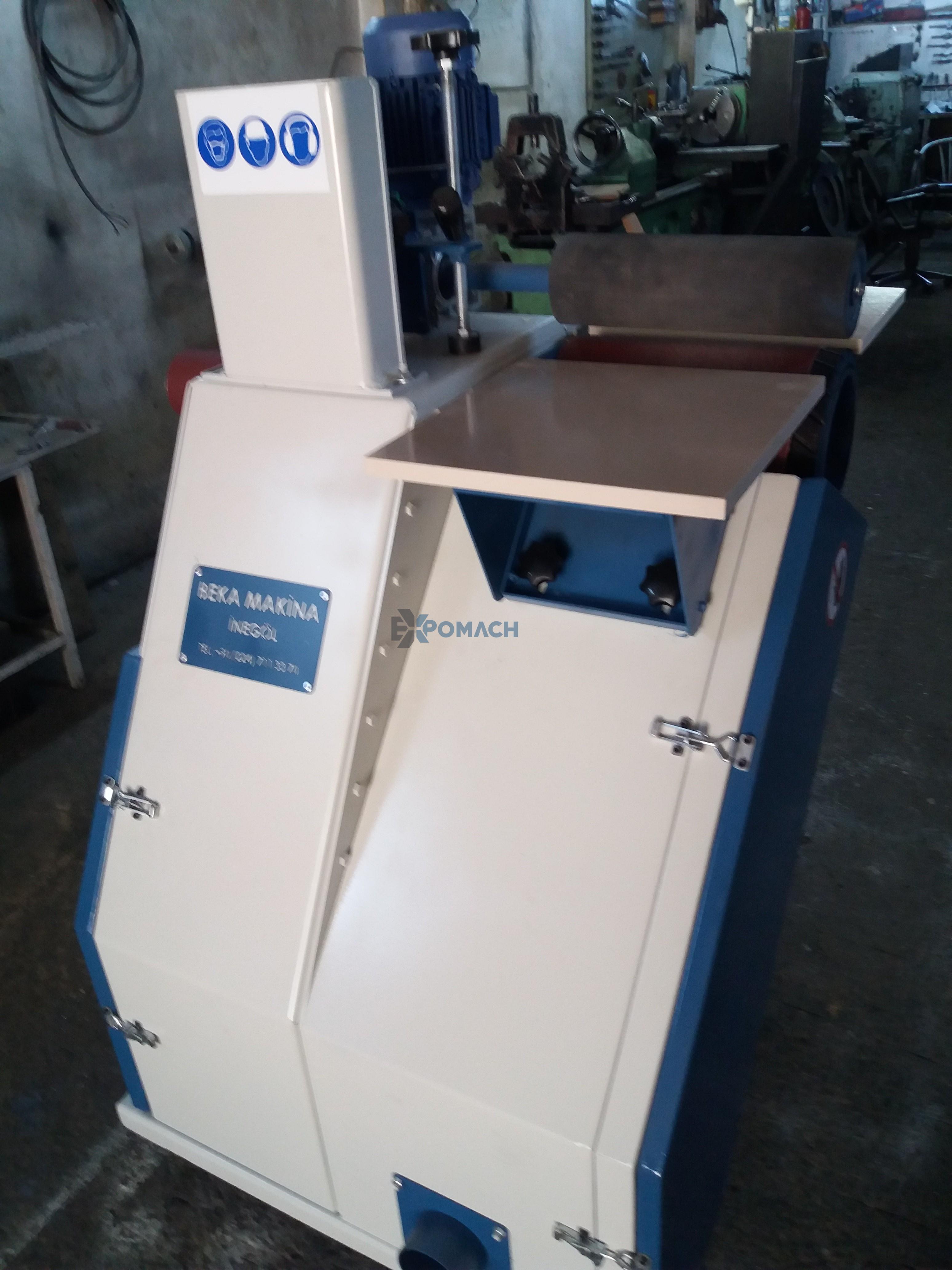 OSCILLATION SANDING MACHINE