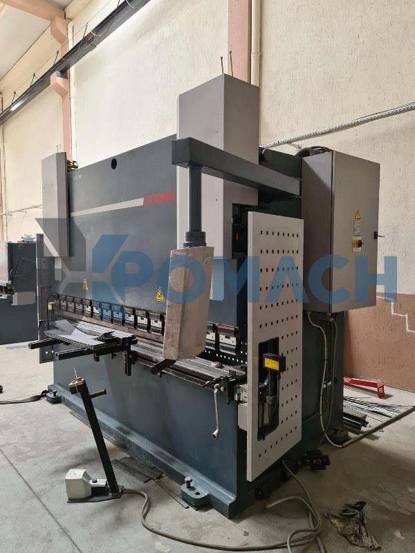 3100 x 10mm 2011 Model Durma Abkant Press and Guillotine Shear