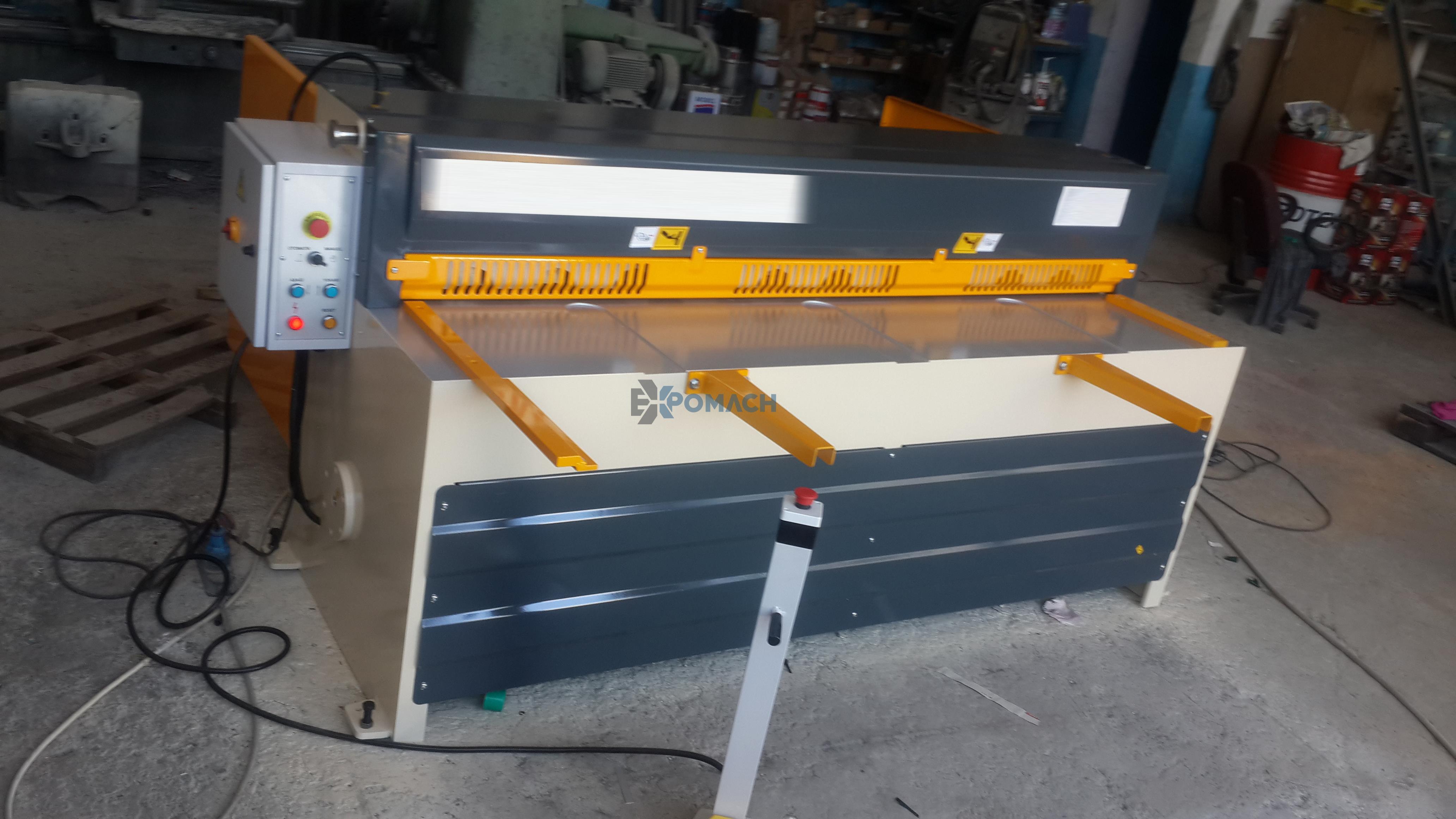 2050 x 3mm Reducer Guillotine Shears - Guillotine Machines