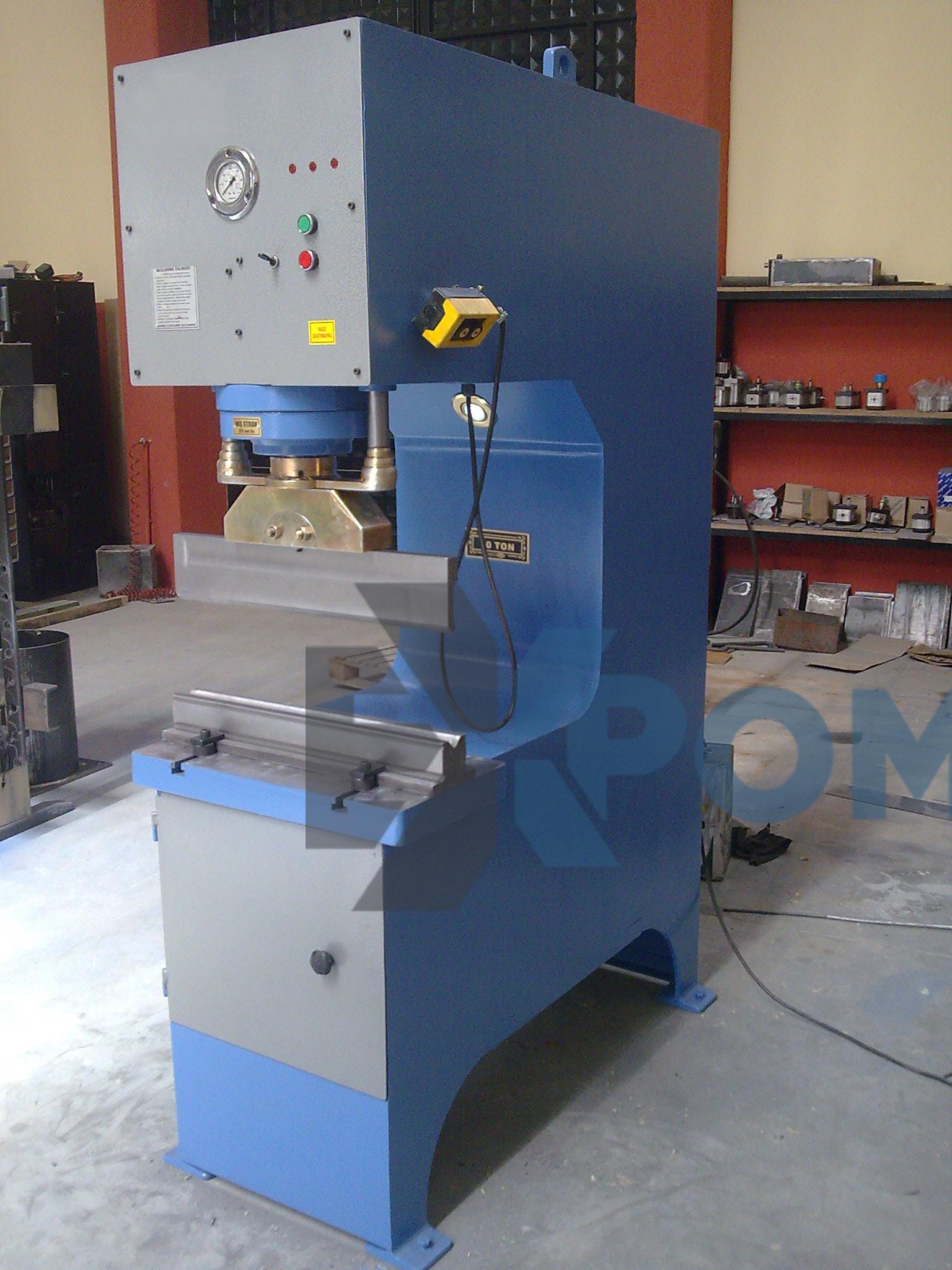 60 Tons C Type Kitchen Press - 60 Tons C Type Cooker Press