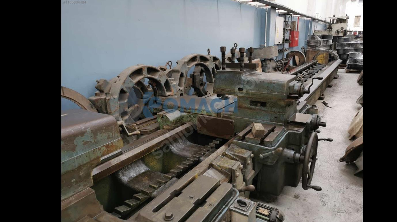 12M - 1400 diameter lathe machine (American)