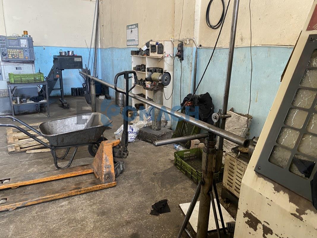 YANG ML 15-A 6 İNÇ 1999 Model Kapalı Kart CNC Torna